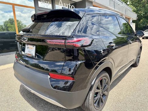 Used 2023 Chevrolet Bolt EUV Premier w/ Redline Edition FWD image 10