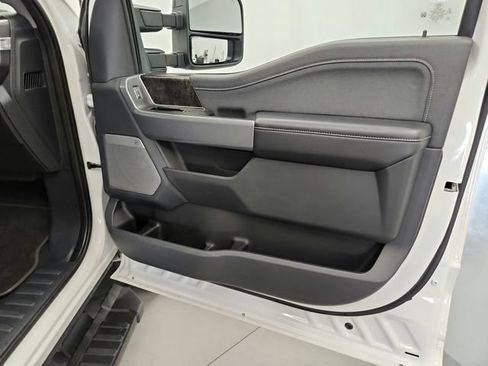 Used 2023 Ford F250 Lariat w/ Lariat Ultimate Package AWD/4WD image 59
