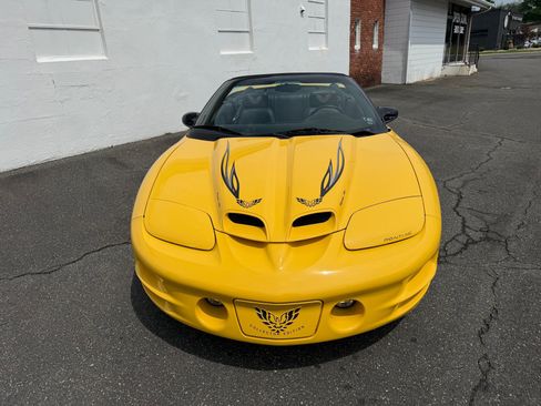 Used 2002 Pontiac Firebird Trans Am RWD image 5