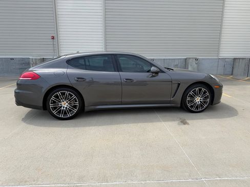 Used 2016 Porsche Panamera Edition w/ Premium Package Plus RWD image 8