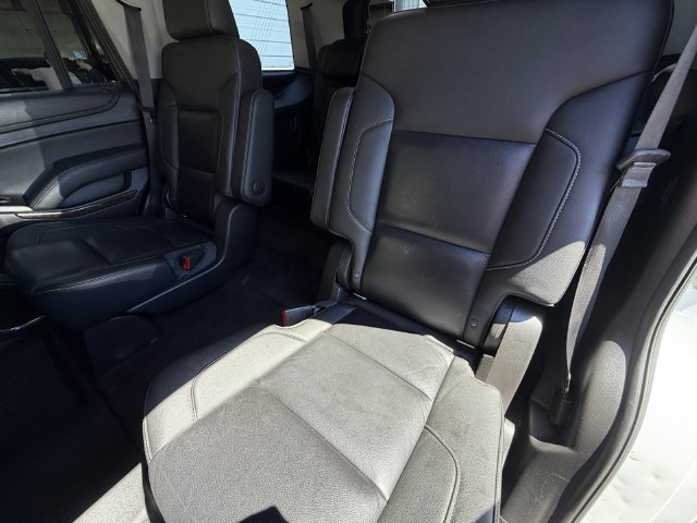 Used 2018 Chevrolet Tahoe LT w/ LT Signature Package AWD/4WD image 13