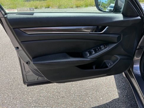 Used 2019 Honda Accord Sport image 39