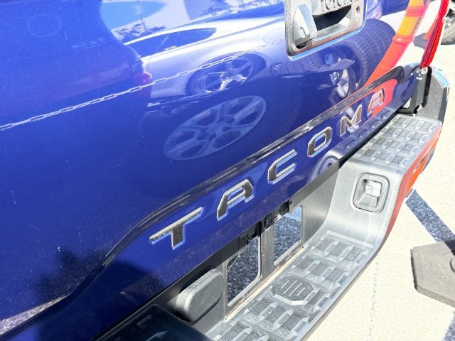 Used 2023 Toyota Tacoma SR5 w/ SR5 Appearance Package RWD image 7