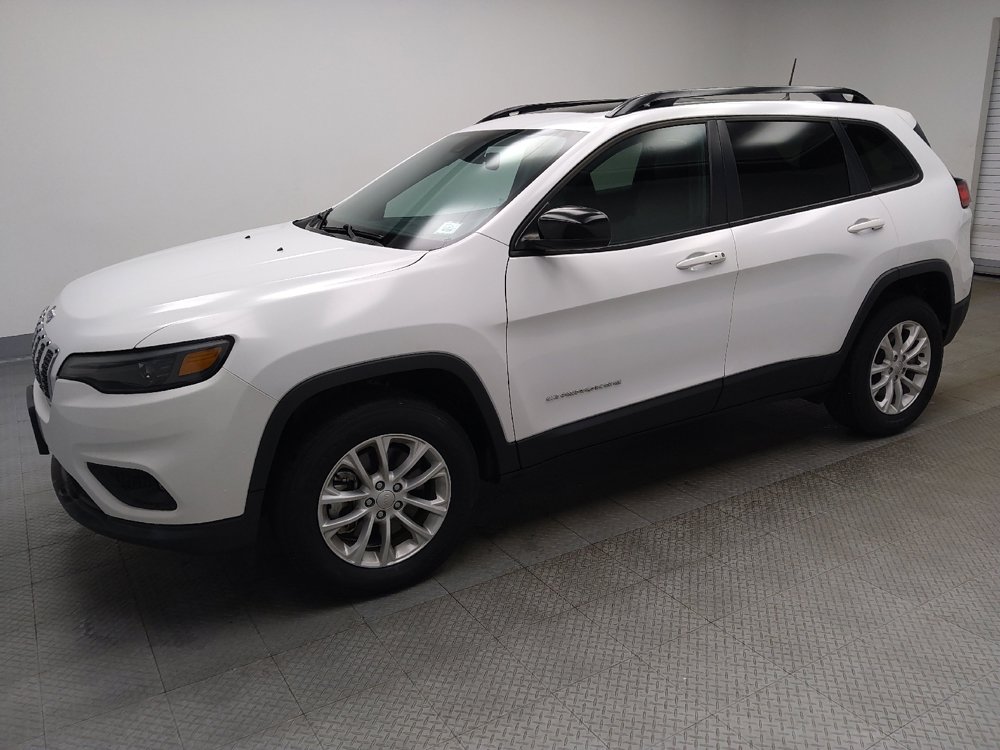 Used 2022 Jeep Cherokee Latitude Lux w/ Sun & Sound Group AWD/4WD image 2