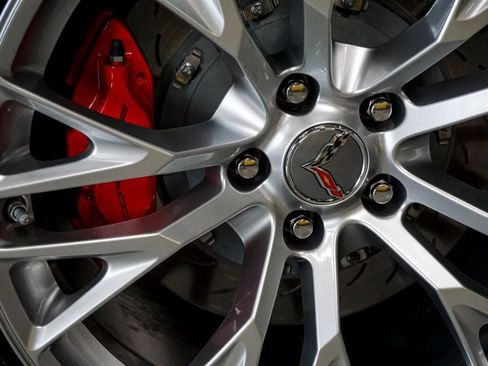 Used 2016 Chevrolet Corvette Z06 w/ 3LZ Preferred Equipment Group RWD image 70