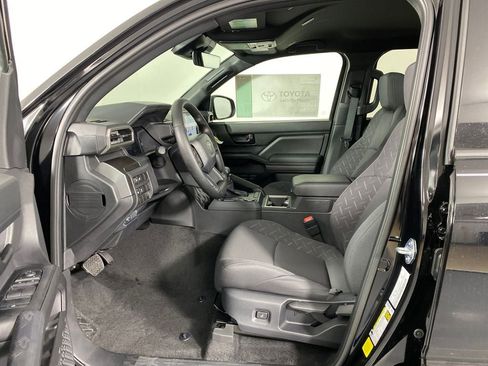 New 2026 Toyota Tacoma SR5 image 7