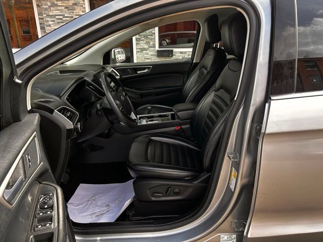 Used 2024 Ford Edge SEL AWD/4WD image 12