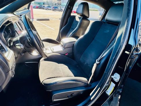 Used 2022 Dodge Charger Scat Pack RWD image 11