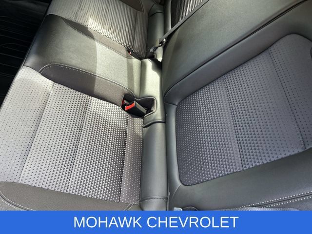 Used 2024 Chevrolet Trax LT w/ Driver Confidence Package FWD image 24