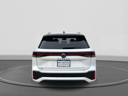 New 2026 Volkswagen Tiguan SE R-Line