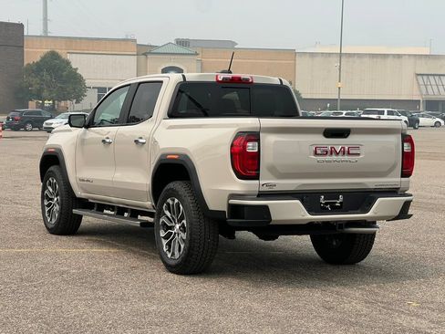 New 2026 GMC Canyon Denali AWD/4WD image 13