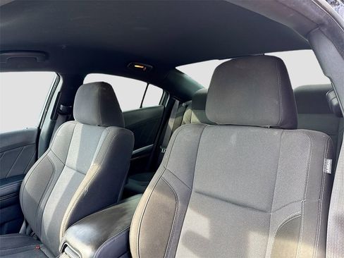 Used 2020 Dodge Charger SXT w/ Blacktop Package image 12