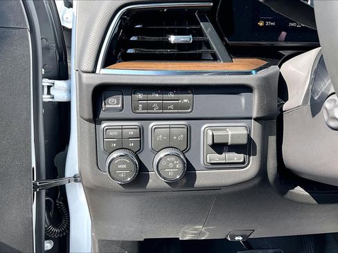 New 2026 Chevrolet Tahoe High Country image 17