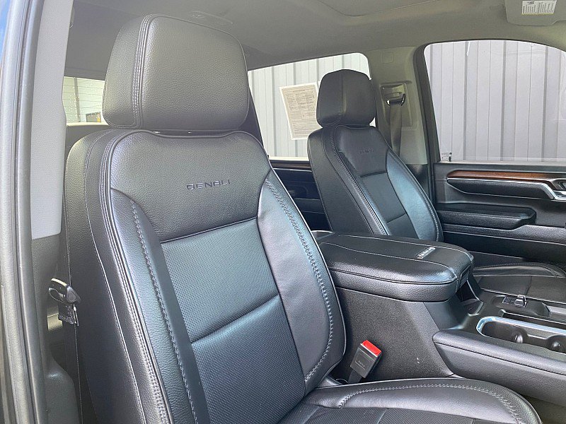 Used 2024 GMC Sierra 2500 Denali w/ Denali Reserve Package AWD/4WD image 32