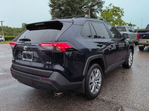Used 2025 Toyota RAV4 XLE Premium FWD image 6