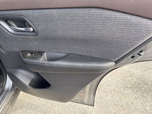 Used 2021 Nissan Rogue SV FWD image 19