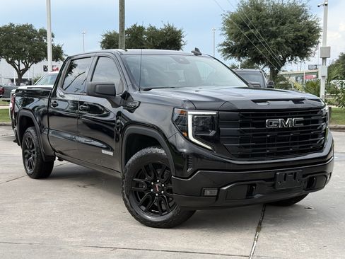 Used 2024 GMC Sierra 1500 Elevation AWD/4WD image 2