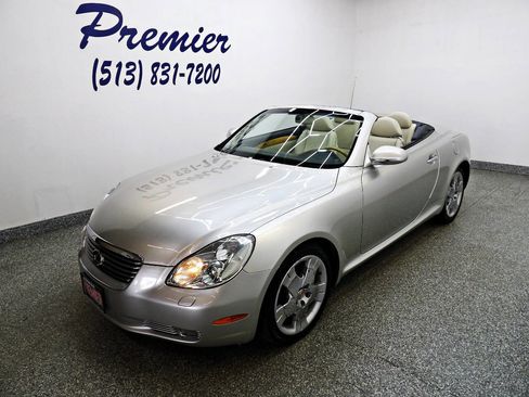 Used 2004 Lexus SC 430 Convertible image 7