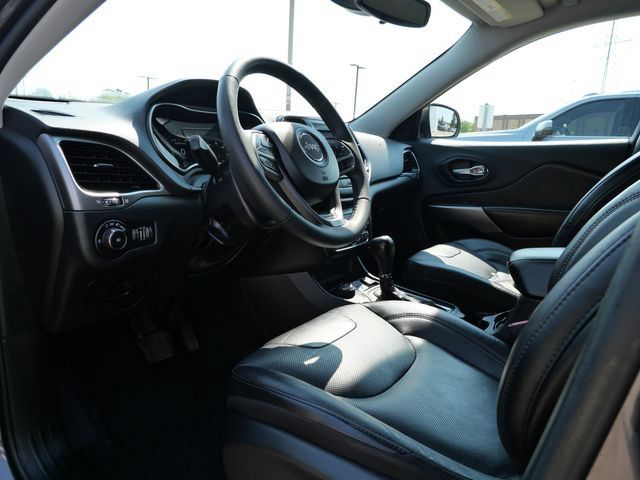 Used 2021 Jeep Cherokee Latitude Lux AWD/4WD image 11