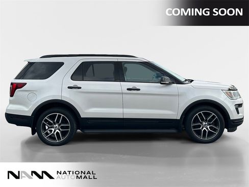 Used 2018 Ford Explorer Sport image 6