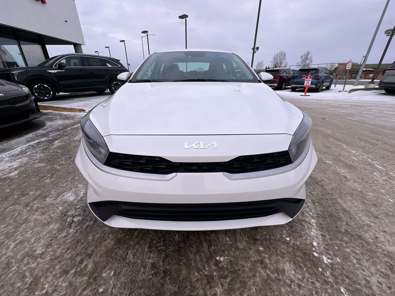Used 2022 Kia Forte LXS FWD image 29