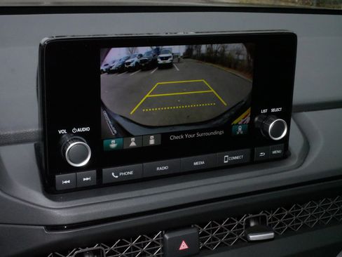 Certified 2025 Honda Accord SE image 31