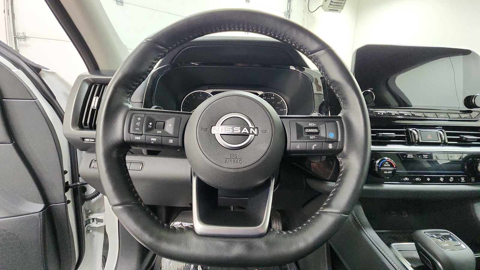 Used 2024 Nissan Pathfinder SL w/ Cargo Package AWD/4WD image 16