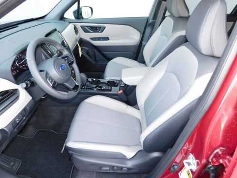 Used 2026 Subaru Forester Premium AWD/4WD image 12