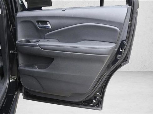 Used 2022 Honda Pilot EX-L image 27