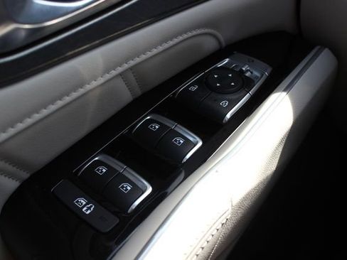 Certified 2023 Kia Sorento SX Prestige AWD/4WD image 20