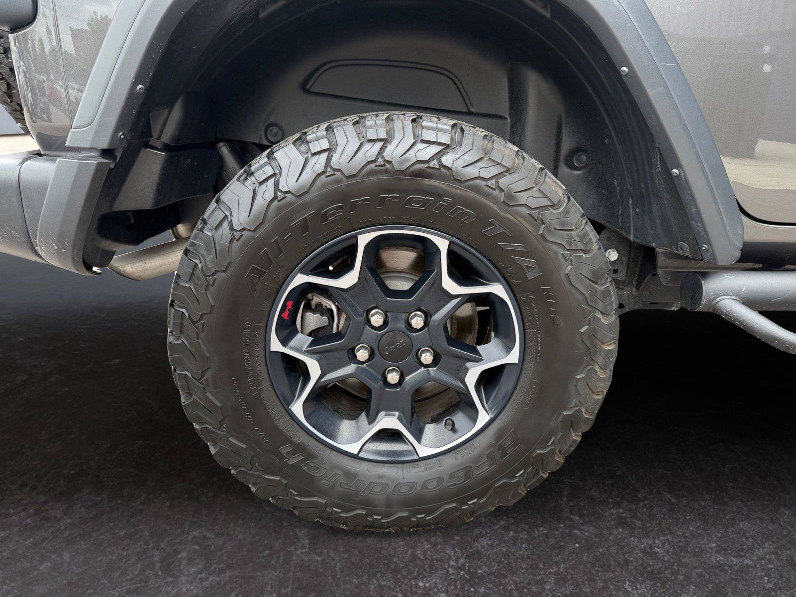 Used 2023 Jeep Wrangler Unlimited Rubicon AWD/4WD image 27