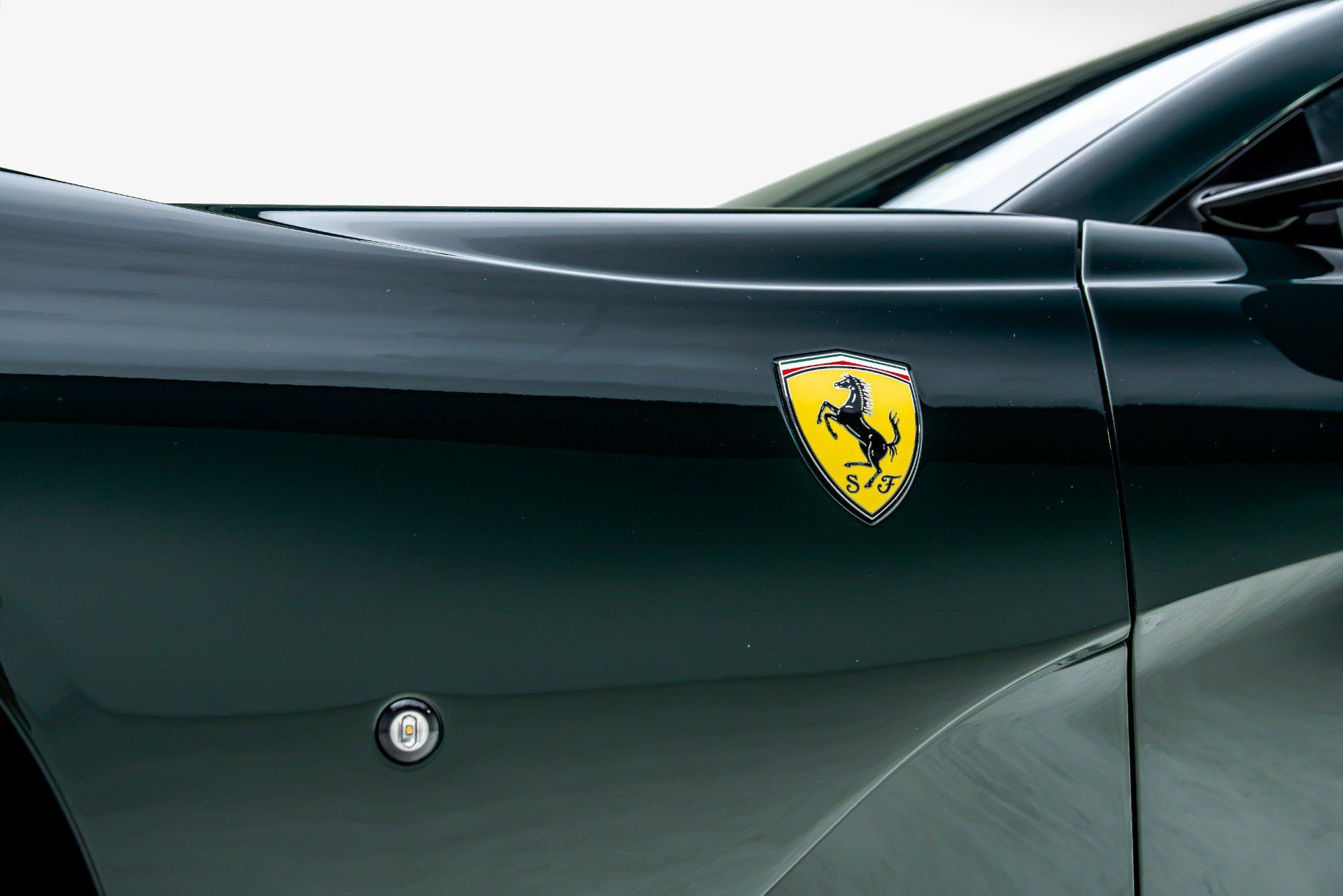 Used 2023 Ferrari 812 GTS RWD image 28