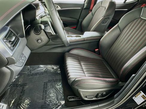 Used 2023 Genesis G70 2.0T w/ Sport Prestige Package image 9