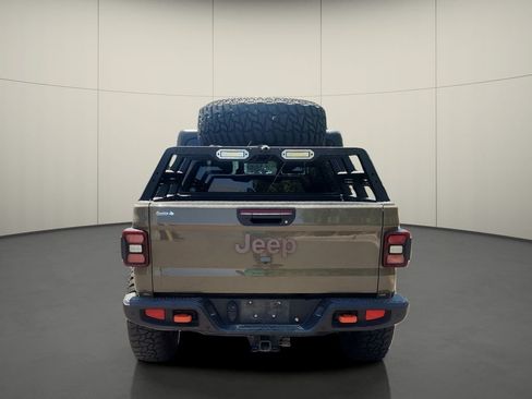 Used 2020 Jeep Gladiator Mojave AWD/4WD image 6