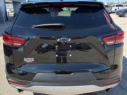 Used 2023 Chevrolet Blazer LT w/ Convenience Package FWD image 4
