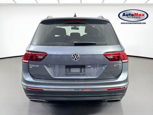 Used 2020 Volkswagen Tiguan SE w/ 3rd Row Seat Package AWD/4WD image 8
