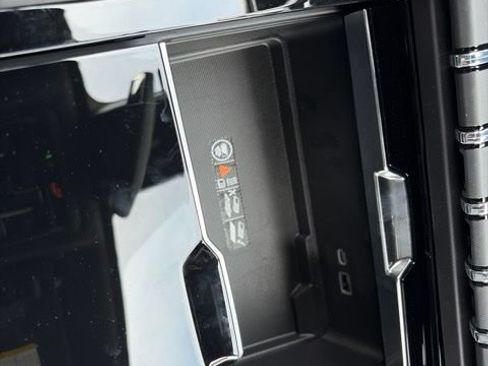 New 2026 GMC Yukon Denali w/ Sun & Power Step Package AWD/4WD image 19