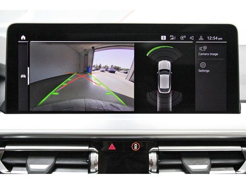 Used 2025 BMW X4 xDrive30i image 21