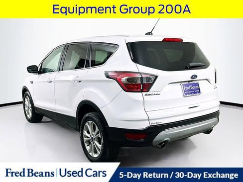Used 2017 Ford Escape SE image 7