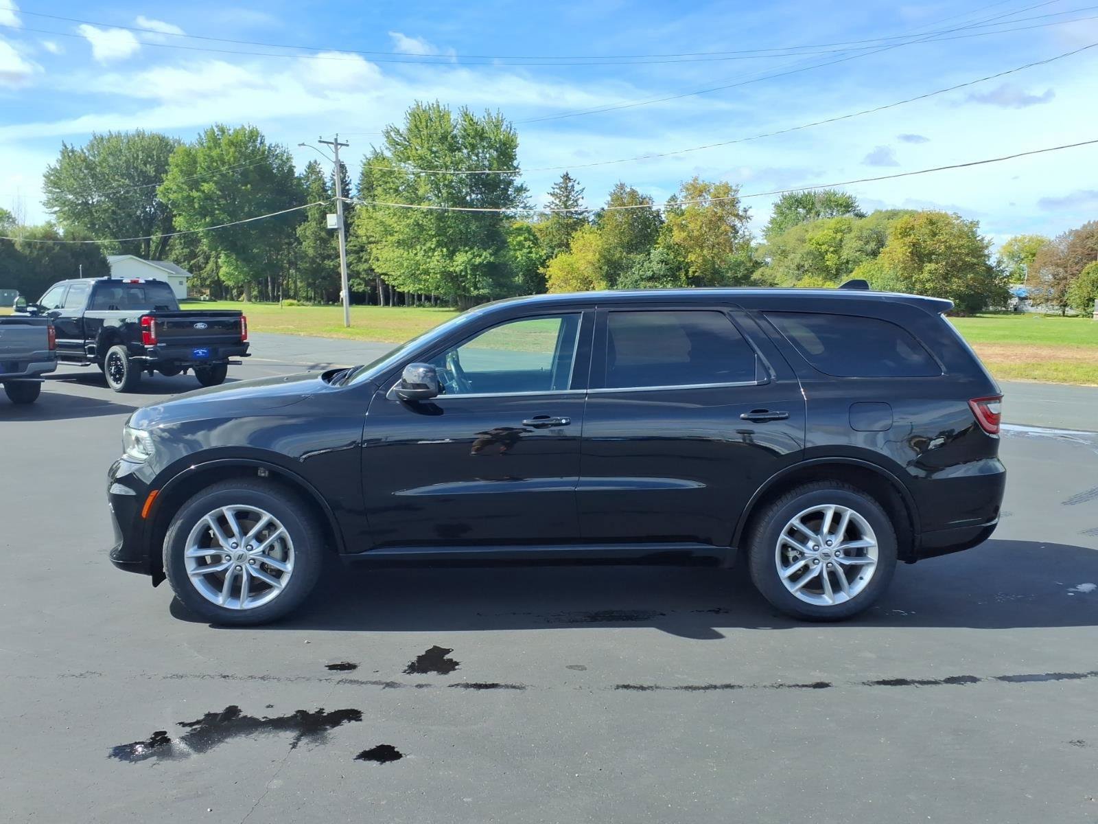 Used 2023 Dodge Durango GT AWD/4WD image 2