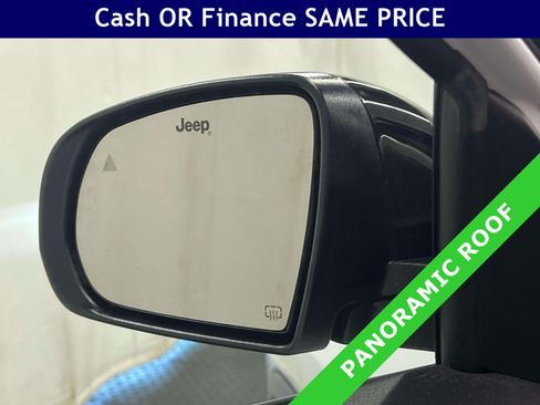 Used 2023 Jeep Compass Limited w/ Sun and Sound Group AWD/4WD image 19