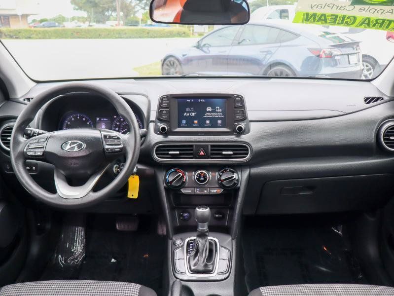 Used 2020 Hyundai Kona SE w/ Cargo Package FWD image 14