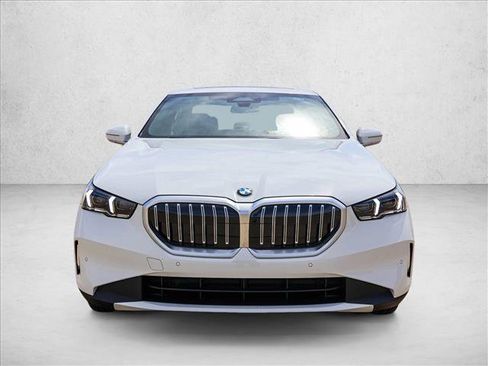 New 2027 BMW 530i xDrive w/ Premium Package AWD/4WD image 2