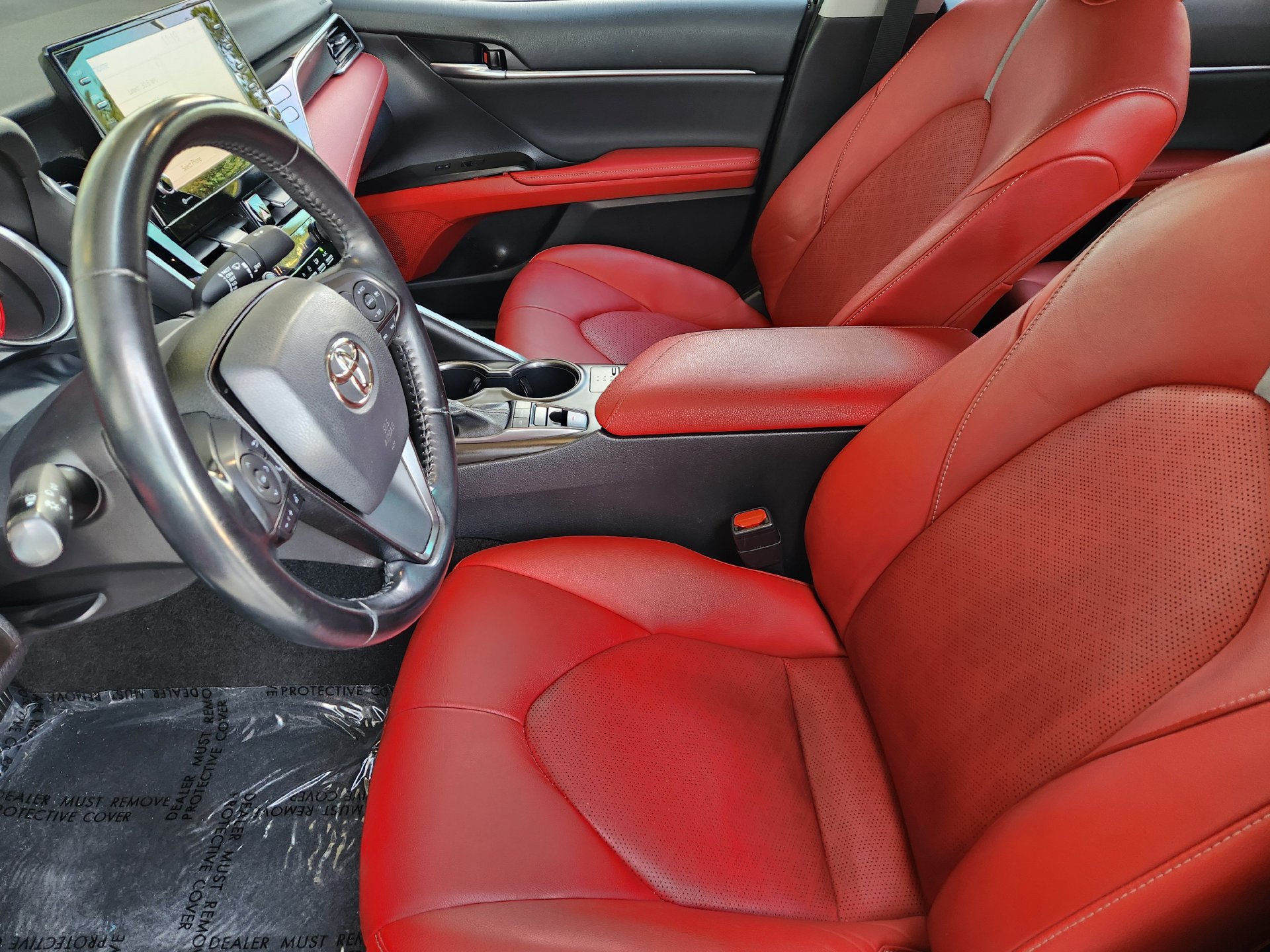 Used 2021 Toyota Camry XSE FWD image 14