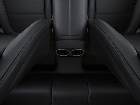 Used 2025 Mercedes-Benz C 300 Sedan image 47