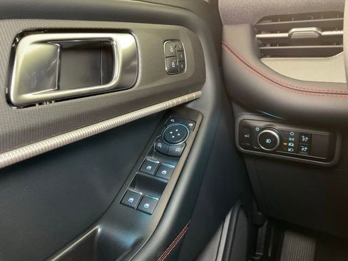 New 2025 Ford Explorer ST-Line w/ Premium Package image 21