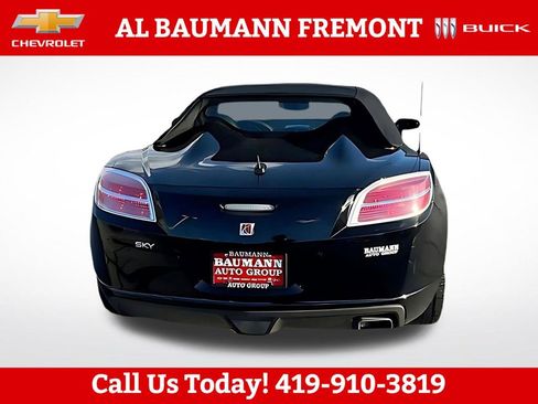 Used 2007 Saturn Sky w/ Premium Trim Pkg RWD image 4