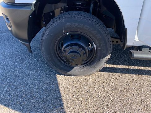 New 2026 RAM 3500 Tradesman image 23