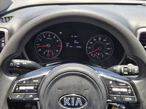 Certified 2022 Kia Sportage LX FWD image 29