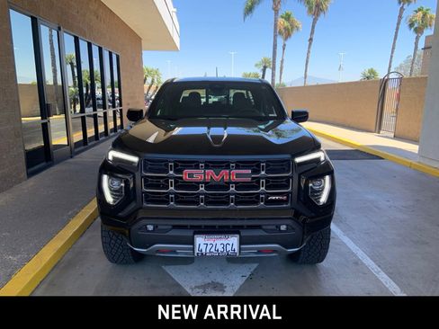 Certified 2024 GMC Canyon AT4 AWD/4WD image 2